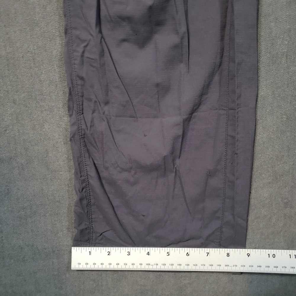 L.L. Bean Cargo Pants Womens 14 Pet Gray Hiking Outdoor Stretch 300438 - Picture 6 of 10